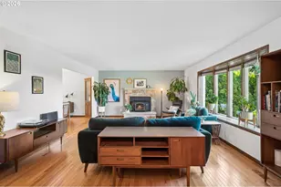13506 NE Hassalo St, Portland, OR 97230 - Photo 8