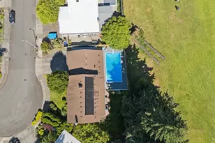 13506 NE Hassalo St, Portland, OR 97230 - Photo 32