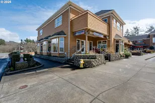123 S Hemlock St, Cannon Beach, OR 97110 - Photo 8
