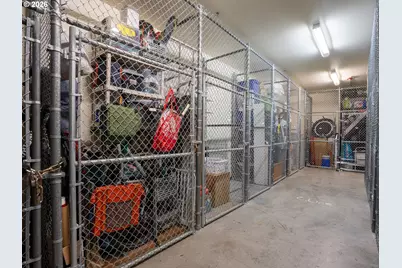 3970 N Interstate Ave #301, Portland, OR 97227 - Photo 32