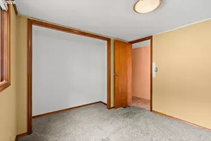12261 N Westshore Dr, Portland, OR 97217 - Photo 14