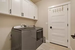1020 S 33rd St, Springfield, OR 97478 - Photo 32