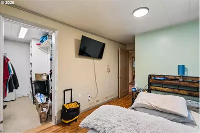 47885 W 1st St, Oakridge, OR 97463 - Photo 18