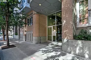 1130 NW 12th Ave, Portland, OR 97209 - Photo 16