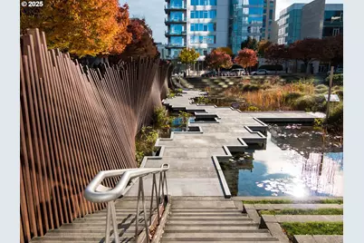 1130 NW 12th Ave #412, Portland, OR 97209 - Photo 30