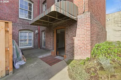 410 NW 18th Ave #007, Portland, OR 97209 - Photo 22