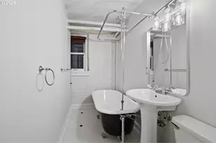 410 NW 18th Ave, Portland, OR 97209 - Photo 20