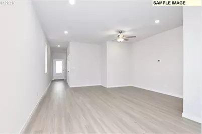 1339 Owl Ave, Woodburn, OR 97071 - Photo 4