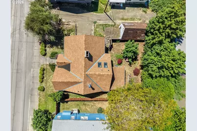 1426 SE Douglas Ave, Roseburg, OR 97470 - Photo 36