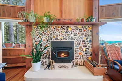 674 Pacific View Dr, Yachats, OR 97498 - Photo 6