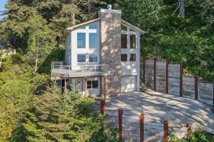 674 Pacific View Dr, Yachats, OR 97498 - Photo 2