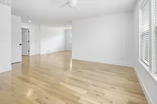 3785 SW Caldew St, Portland, OR 97219 - Photo 16