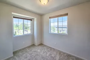 2220 SE 16th St, Gresham, OR 97080 - Photo 20