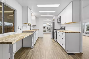 17041 SW Eldorado Dr, Portland, OR 97224 - Photo 6