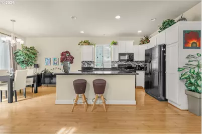 15866 SW Cherrywood Ln, Portland, OR 97224 - Photo 8