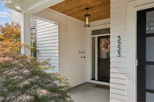 3223 SW Caraway Ct, Portland, OR 97219 - Photo 4