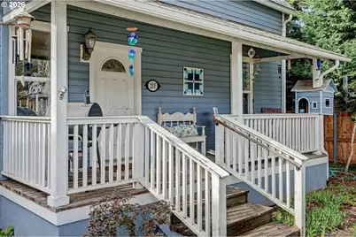 213 Mill St, Silverton, OR 97381 - Photo 4