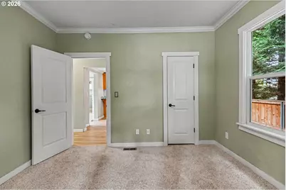 213 Mill St, Silverton, OR 97381 - Photo 16