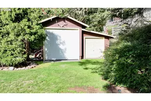 15604 Napa Ln, Brookings, OR 97415 - Photo 2