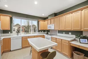 8807 NE 17th St, Vancouver, WA 98664 - Photo 8