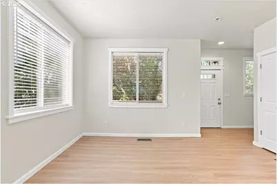 16244 SW Gage Ln, Beaverton, OR 97006 - Photo 6