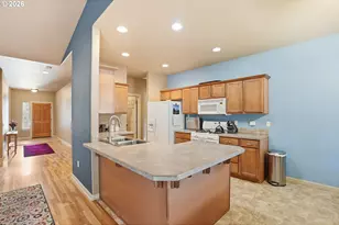 3279 NE Jonahs Ct, Bend, OR 97701 - Photo 6