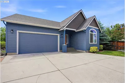 3279 NE Jonahs Ct, Bend, OR 97701 - Photo 2