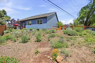 3279 NE Jonahs Ct, Bend, OR 97701 - Photo 16