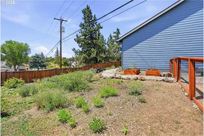3279 NE Jonahs Ct, Bend, OR 97701 - Photo 18