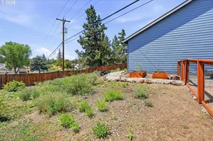 3279 NE Jonahs Ct, Bend, OR 97701 - Photo 18