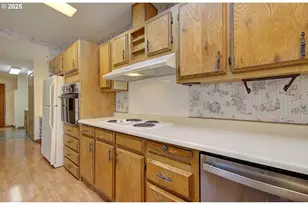 17401 SE 39th St, Vancouver, WA 98683 - Photo 8