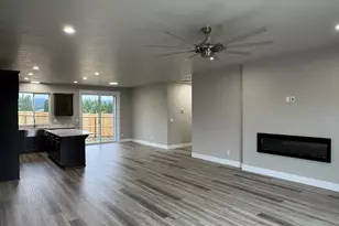 149 Coles Vly St, Sutherlin, OR 97479 - Photo 4