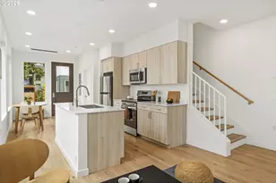 7252 NE Going St, Portland, OR 97218 - Photo 12