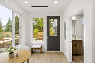 7252 NE Going St, Portland, OR 97218 - Photo 6