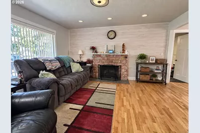 1710 1st St, La Grande, OR 97850 - Photo 2