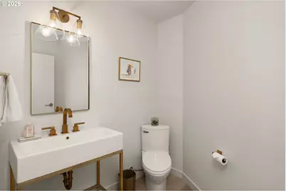 2351 NW Westover Rd #702, Portland, OR 97210 - Photo 20