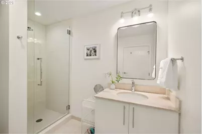 2351 NW Westover Rd #702, Portland, OR 97210 - Photo 30