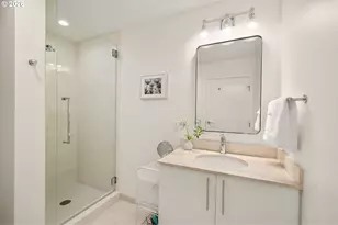 2351 NW Westover Rd, Portland, OR 97210 - Photo 30