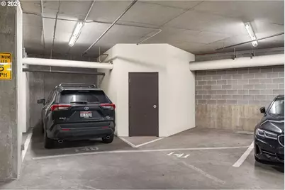 2351 NW Westover Rd #702, Portland, OR 97210 - Photo 34