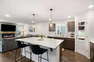 17415 NW 10th Pl, Ridgefield, WA 98642 - Photo 8