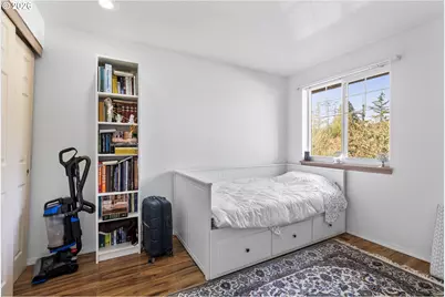 15358 SW Roundtree Dr, Tigard, OR 97223 - Photo 16