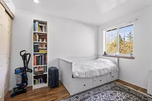 15358 SW Roundtree Dr, Tigard, OR 97223 - Photo 16