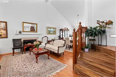 15358 SW Roundtree Dr, Tigard, OR 97223 - Photo 4