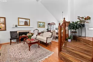 15358 SW Roundtree Dr, Tigard, OR 97223 - Photo 4