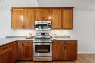 4127 SW 52nd Ave, Portland, OR 97221 - Photo 16