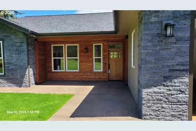 4750 Mitchell Loop Rd, Florence, OR 97439 - Photo 2