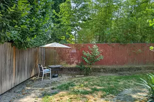 1414 SE Lambert St, Portland, OR 97202 - Photo 8