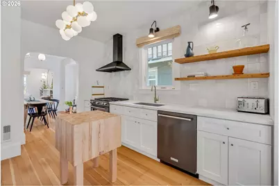 3746 SE Sherman St, Portland, OR 97214 - Photo 14
