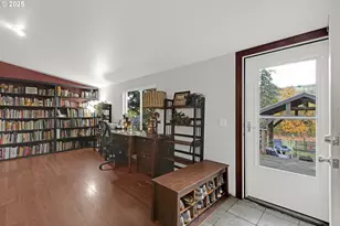 624 Willis Creek Rd, Winston, OR 97496 - Photo 6