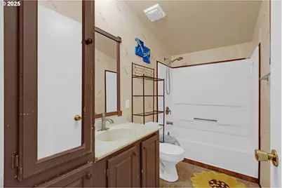 624 Willis Creek Rd, Winston, OR 97496 - Photo 26